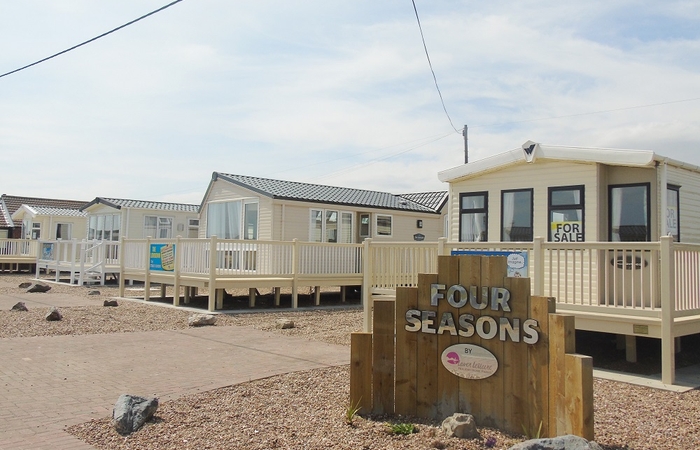 Four-Seasons-Caravans-Laver-Leisure